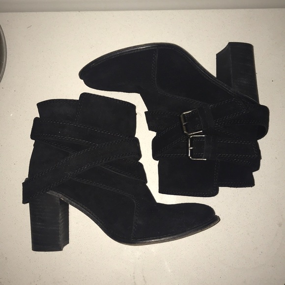 Zara Shoes - ZARA BOOTIES